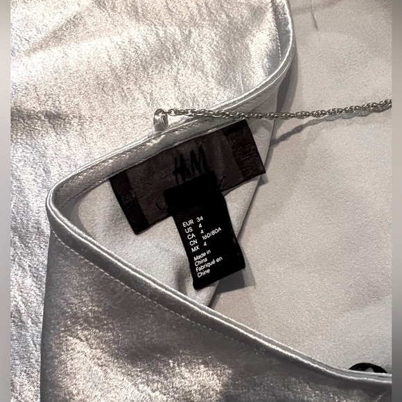 Silver Going Out Top - Picture 3 of 3